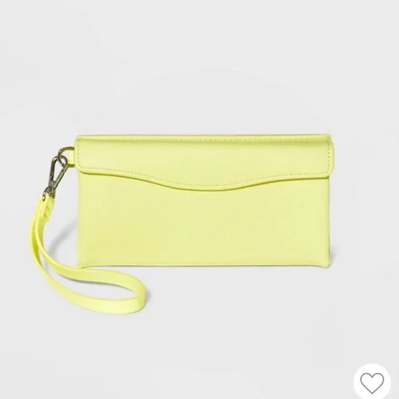 A New Day - Flap Pouch Double Interior Wristlet - Picture 2 of 6